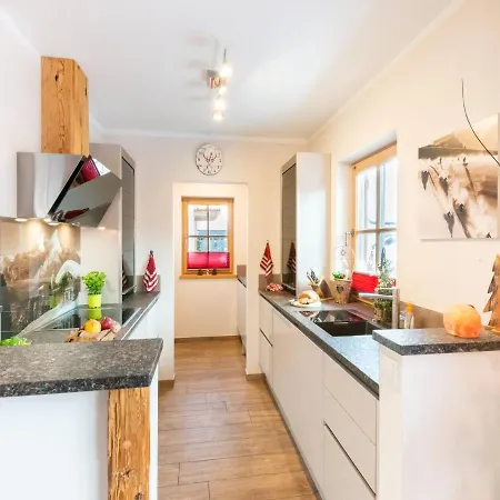 Modern Chalet With Sauna In Niedernsill