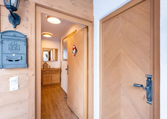 Modern Chalet With Sauna In * Niedernsill